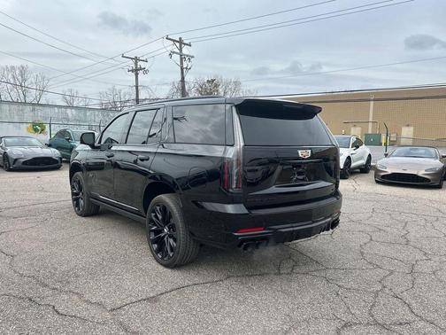 2025 Cadillac Escalade V-Series