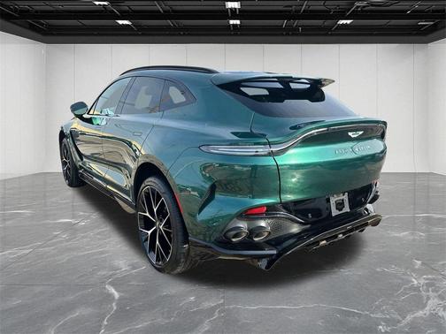2026 Aston Martin DBX 707