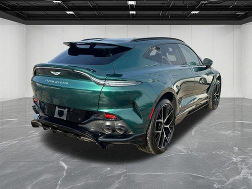 Malachite Green 2026 Aston Martin DBX 707