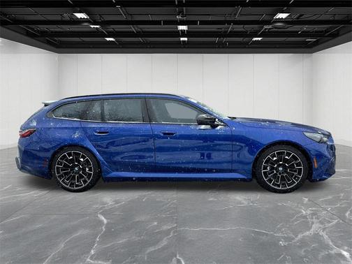 2025 BMW M5 Base