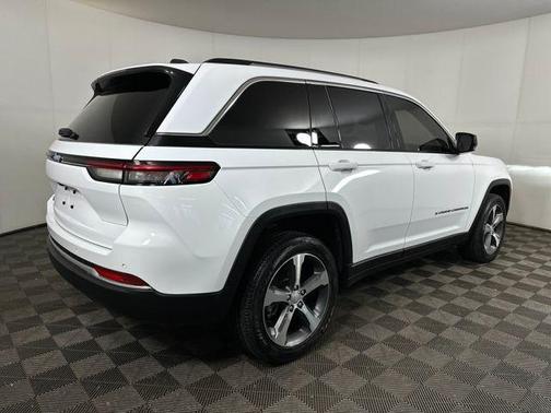 Bright White Clearcoat 2023 Jeep Grand Cherokee 4xe Base