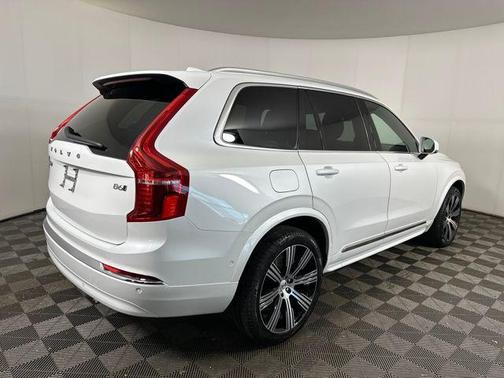 2023 Volvo XC90 B6 Ultimate 7-Seater
