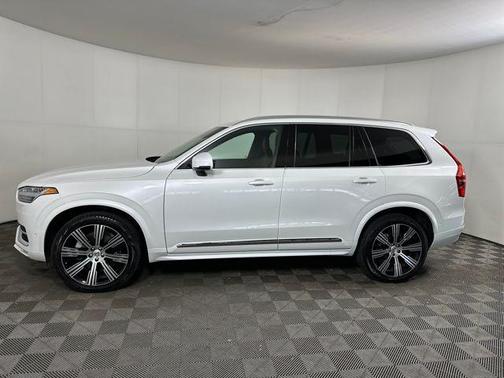 2023 Volvo XC90 B6 Ultimate 7-Seater
