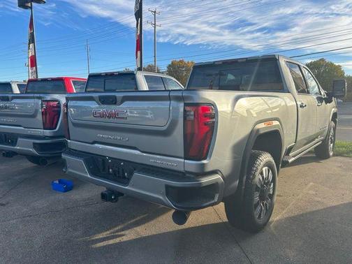 2025 GMC Sierra 2500 Denali