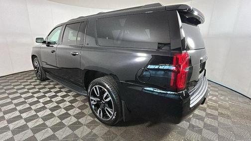 Black 2018 Chevrolet Suburban LT