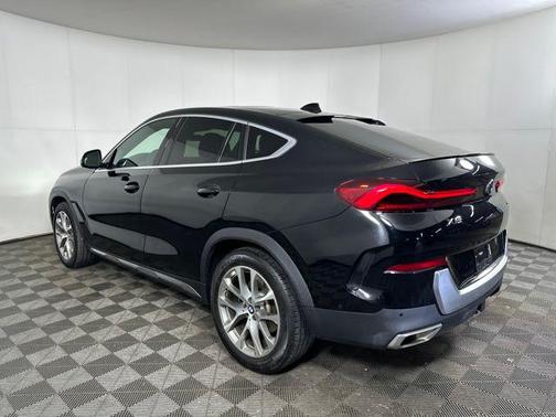 2023 BMW X6 xDrive40i