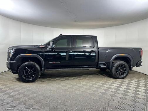 2024 GMC Sierra 2500 AT4