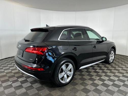 2019 Audi Q5 2.0T Premium Plus