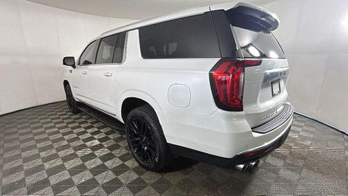 White Frost Tricoat 2021 GMC Yukon XL Denali