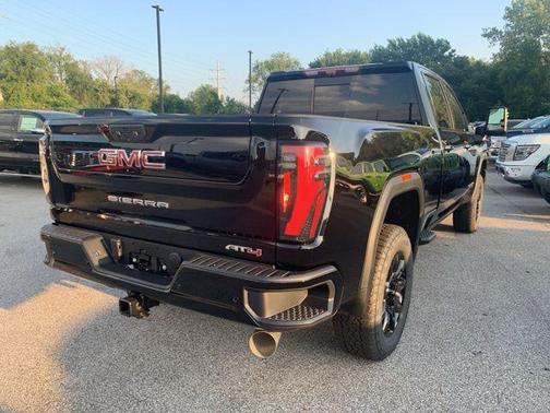 2025 GMC Sierra 2500 AT4