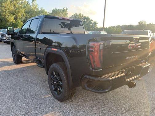 2025 GMC Sierra 2500 AT4