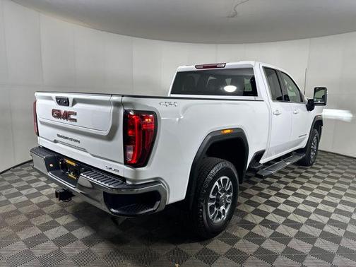 2022 GMC Sierra 2500 SLE