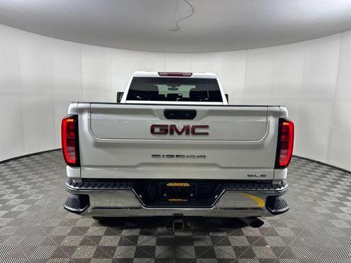 2022 GMC Sierra 2500 SLE