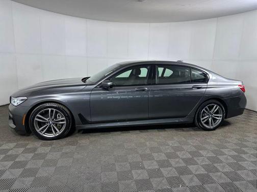 2017 BMW 750 i xDrive