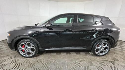 Alfa Black 2024 Alfa Romeo Tonale Veloce EAWD