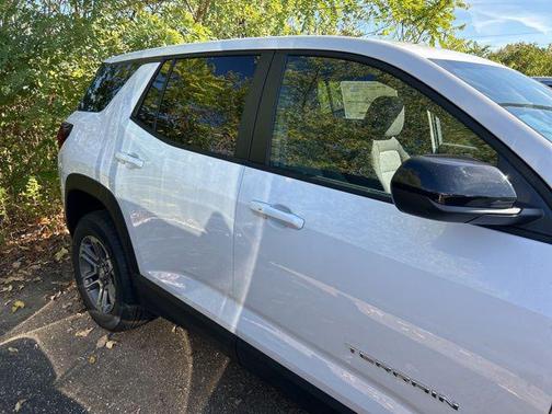 2026 GMC Terrain FWD Elevation