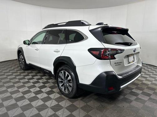 2024 Subaru Outback Touring XT