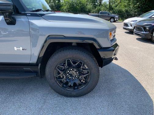 2026 GMC HUMMER EV SUV 2X