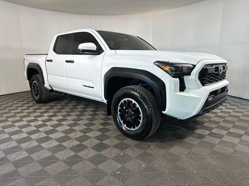 2024 Toyota Tacoma TRD Off Road