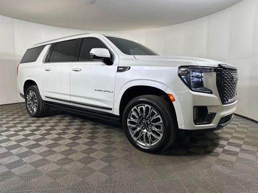 2023 GMC Yukon XL Denali Ultimate