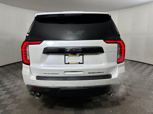 2023 GMC Yukon XL Denali Ultimate