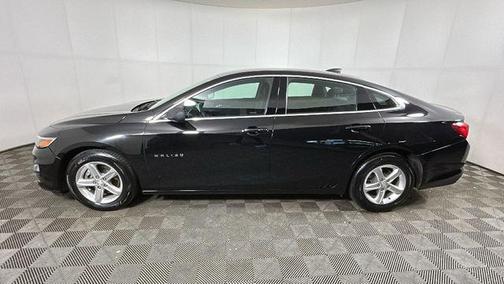 Mosaic Black Metallic 2023 Chevrolet Malibu 1LS