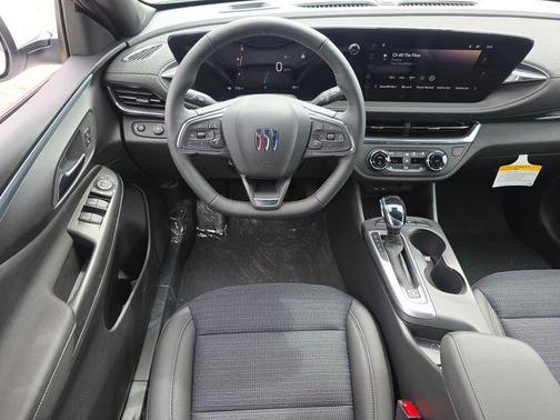 Summit White 2026 Buick Envista Preferred FWD