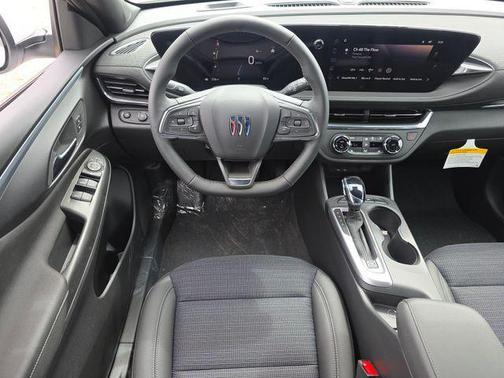 Summit White 2026 Buick Envista Preferred FWD