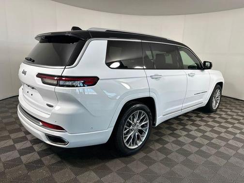 2023 Jeep Grand Cherokee L Summit