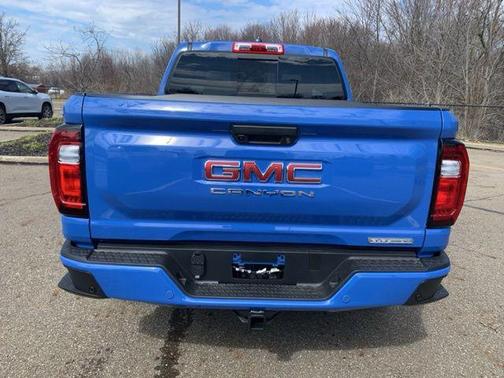 Rapids Metallic 2026 GMC Canyon Elevation