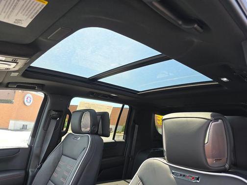 Onyx Black 2026 GMC Yukon XL 4WD AT4 Ultimate