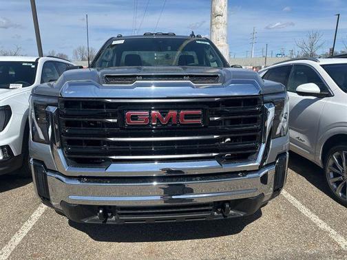 2025 GMC Sierra 2500 Base