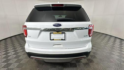 Oxford White 2016 Ford Explorer XLT