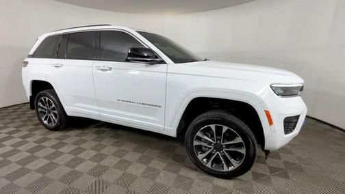 Bright White Clearcoat 2023 Jeep Grand Cherokee 4xe Overland