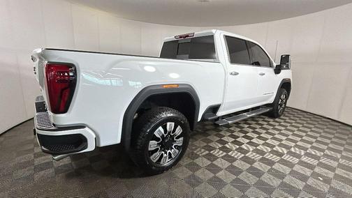 Summit White 2025 GMC Sierra 2500 Denali