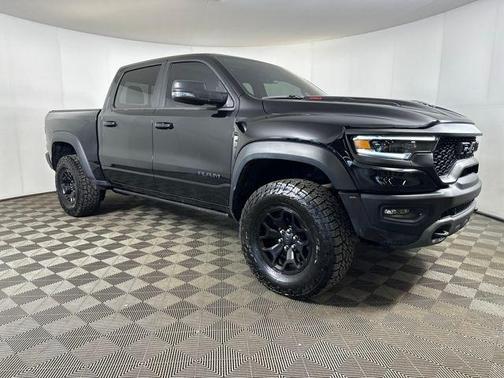 Diamond Black Crystal Pearlcoat 2024 RAM 1500 TRX