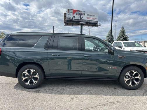 2026 GMC Yukon XL 4WD AT4 Ultimate