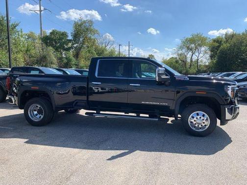 2026 GMC Sierra 3500 SLT