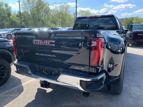2026 GMC Sierra 3500 SLT