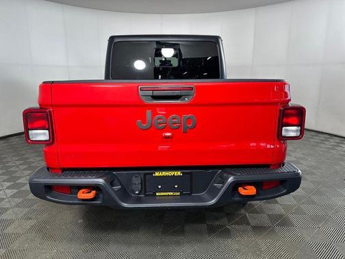 Firecracker Red Clearcoat 2022 Jeep Gladiator Mojave 4x4