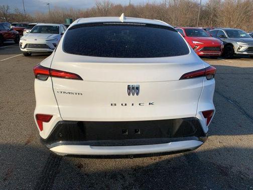 2026 Buick Envista Sport Touring FWD