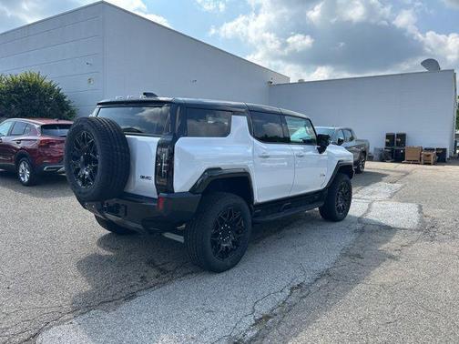 2026 GMC HUMMER EV SUV 2X