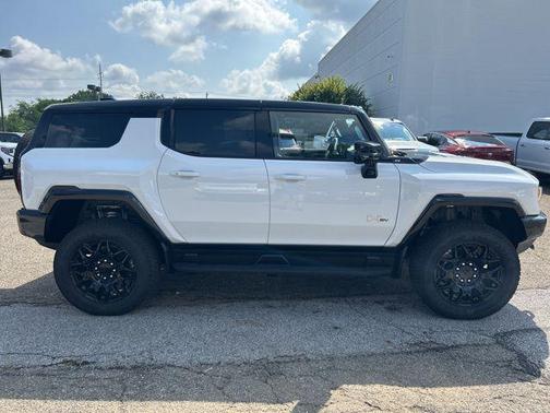 2026 GMC HUMMER EV SUV 2X