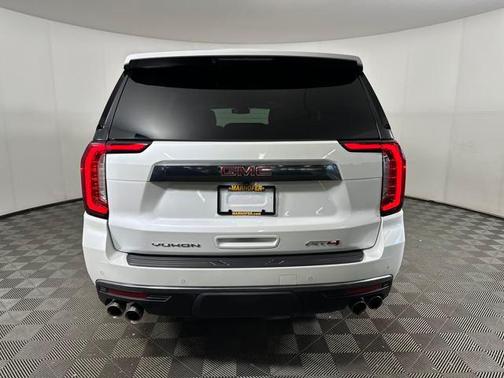 2023 GMC Yukon 4WD AT4