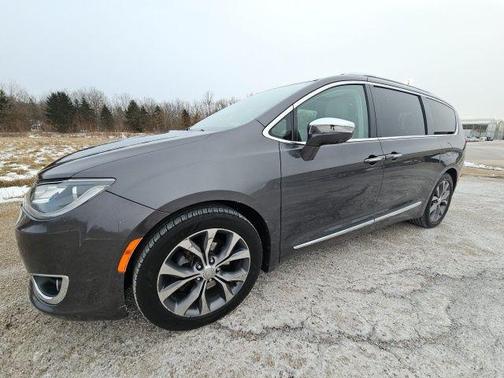 2017 Chrysler Pacifica Limited