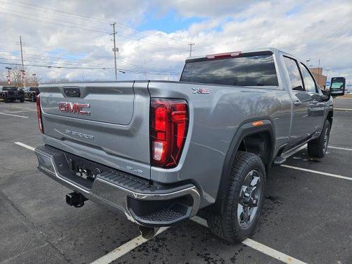 2026 GMC Sierra 2500 SLE