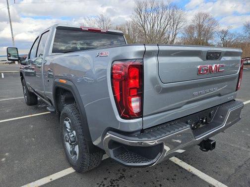 2026 GMC Sierra 2500 SLE