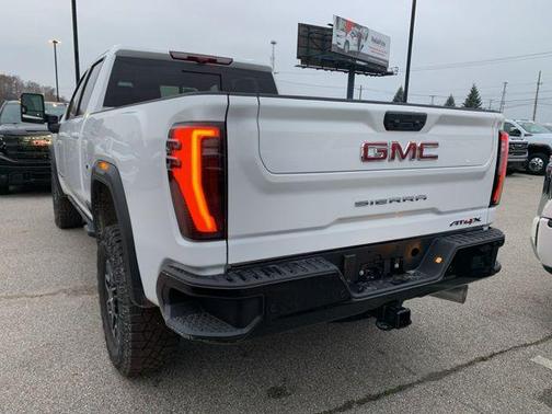 2026 GMC Sierra 2500 AT4