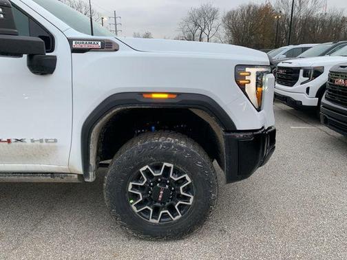 2026 GMC Sierra 2500 AT4
