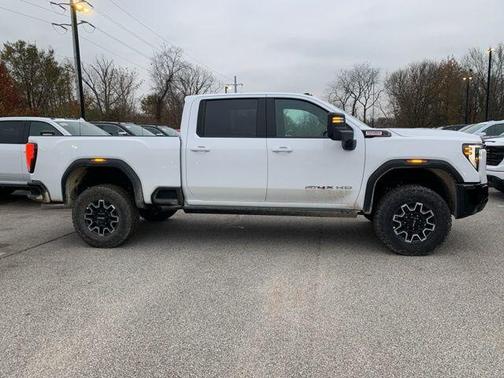 2026 GMC Sierra 2500 AT4